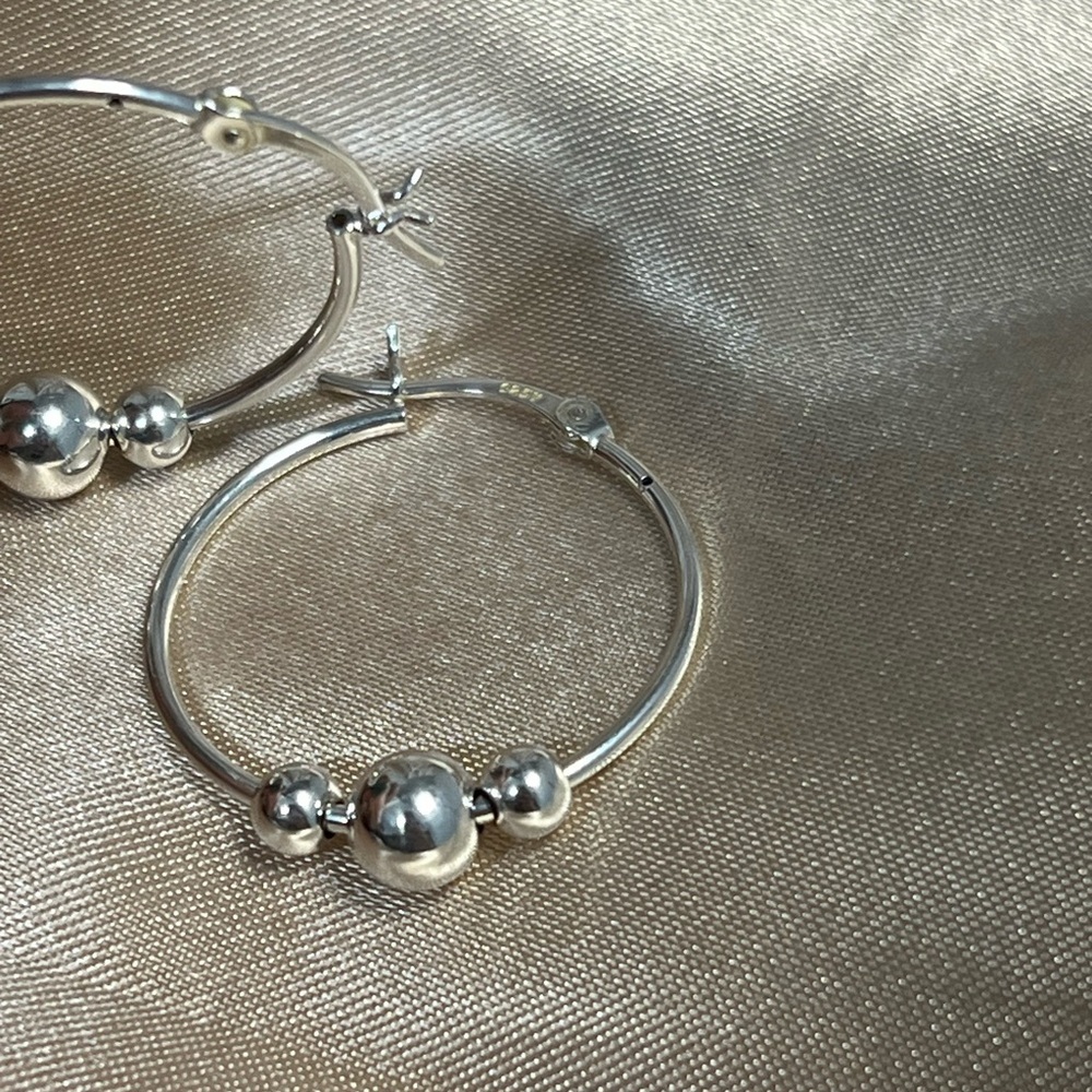 Sterling Silver Three 3 Ball Bead Hoop Earrings Classic Everyday Hoops - Picture 4 of 8